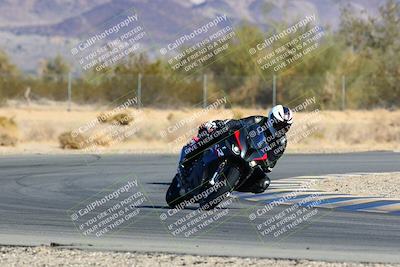 media/Jan-09-2022-SoCal Trackdays (Sun) [[2b1fec8404]]/Turn 6 (1035am)/